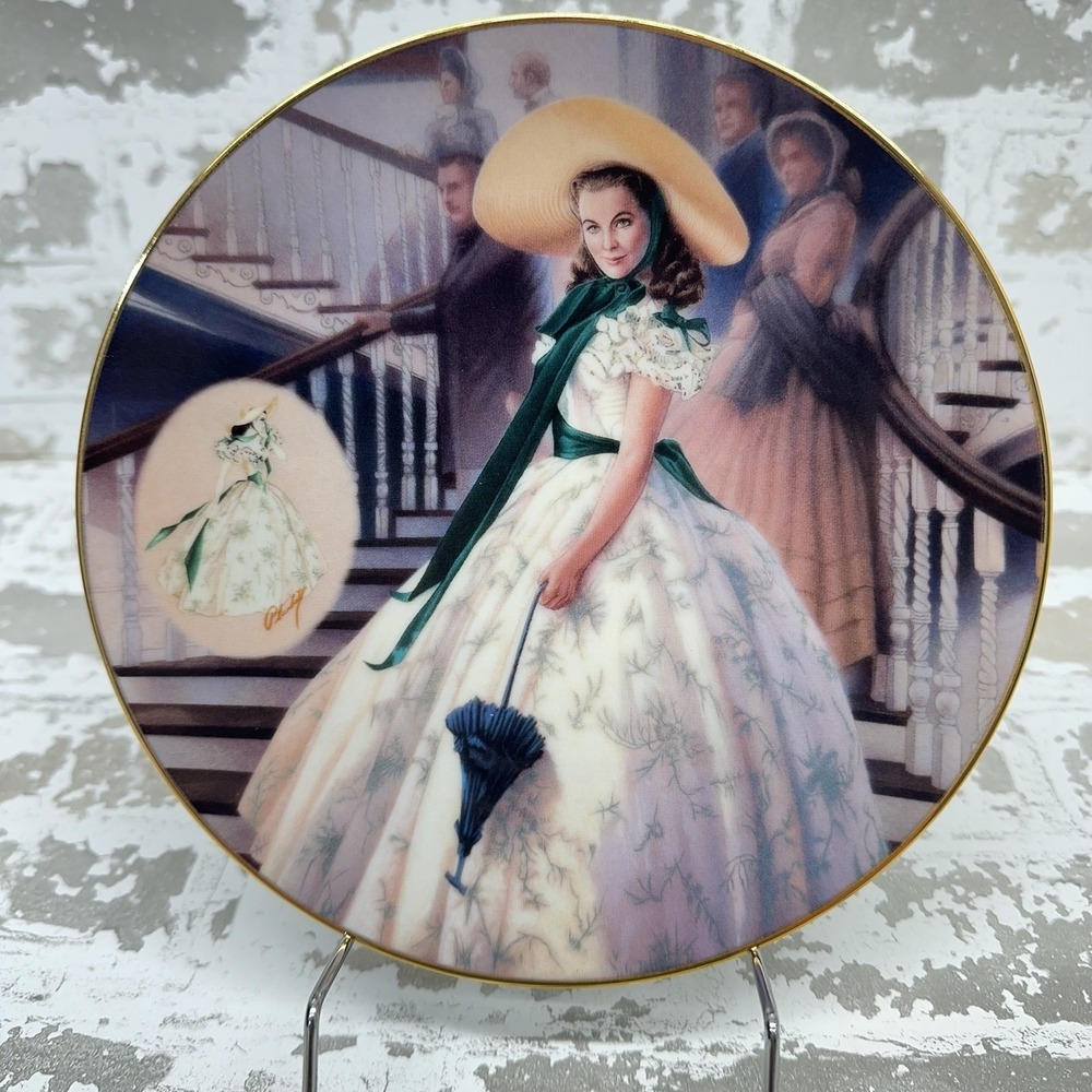 Vintage Bradford Exchange Green Sprigged Dress Gone With Wind Plate COA 1993‎